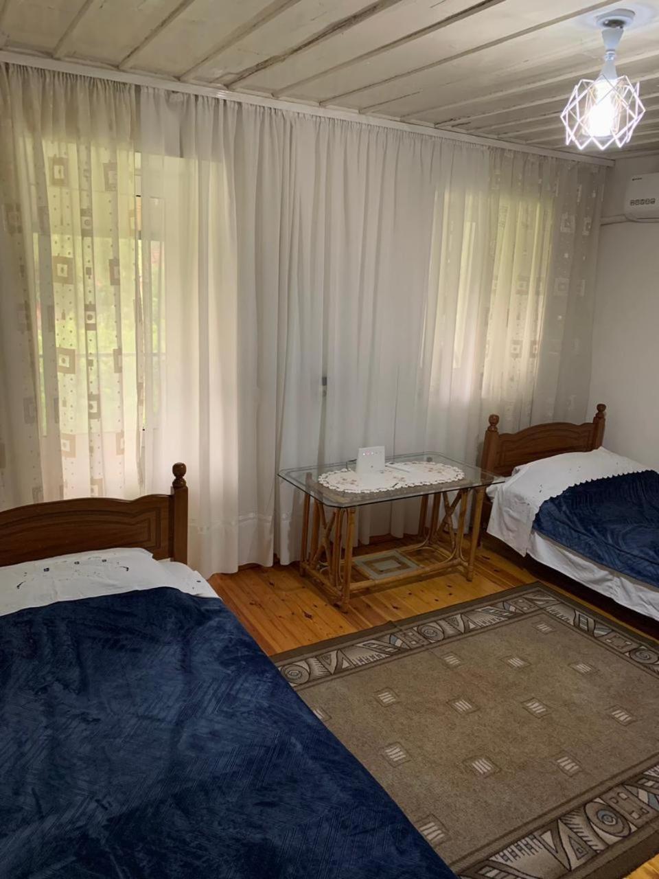 Geri Guesthouse Gjirokaster Luaran gambar